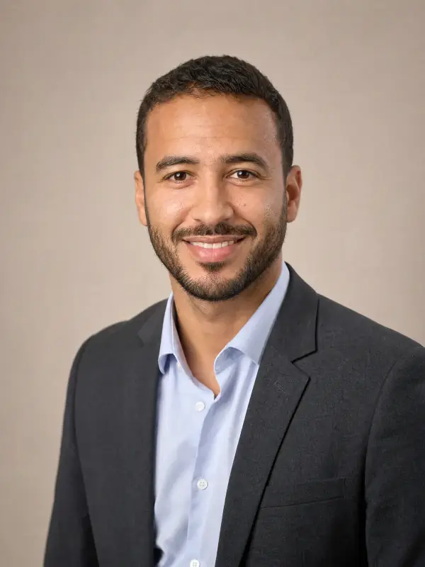 Black and white portrait of Mehdi